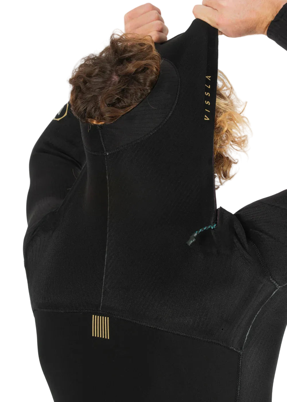 U-Zip entry hood detail on Vissla Men’s New Seas 3/2 U-Zip Steamer Wetsuit in Black 2 shed nine