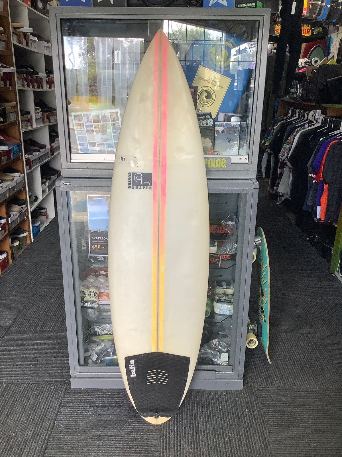 CL Custom Shapes neon stripes second-hand surfboard – deck